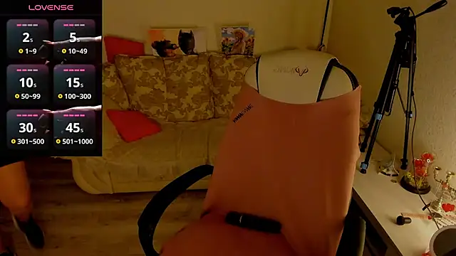 masha19981 online show from May 2026 06:04:01 PM