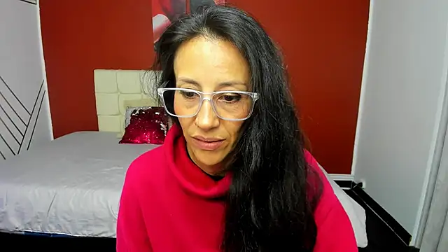 Abrillee1 online show from December 2024 01:53:02 AM