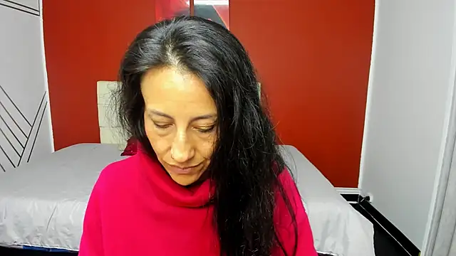 Abrillee1 online show from December 2024 04:58:02 AM