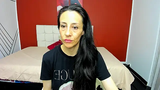 Abrillee1 online show from December 2024 11:18:01 AM