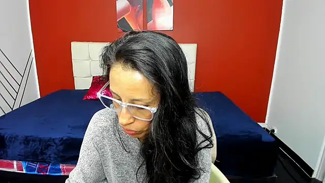 Abrillee1 online show from January 2025 07:34:02 PM