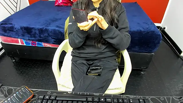 Abrillee1 online show from January 2025 07:29:01 PM