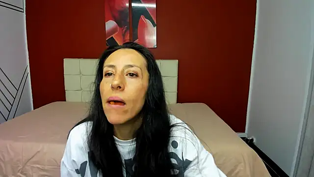 Abrillee1 online show from January 2025 03:08:01 AM