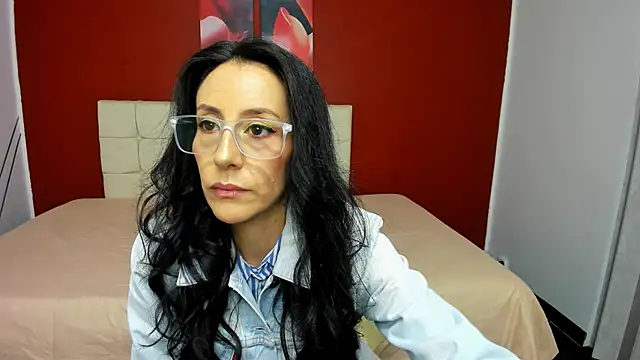 Abrillee1 online show from January 2025 07:32:01 PM