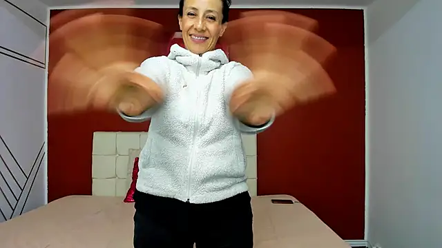 Abrillee1 online show from January 2025 01:33:01 AM