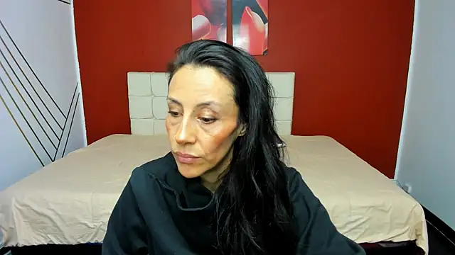 Abrillee1 online show from February 2025 07:33:01 PM