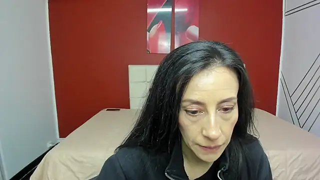 Abrillee1 online show from February 2025 07:29:01 PM