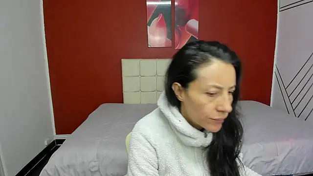 Abrillee1 online show from March 2025 07:17:01 PM