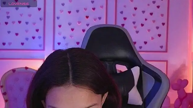 Snapshot of ailen_t chatting on October 2025 02:31:01 AM ailen t online show from October 2025 02:31:01 AM