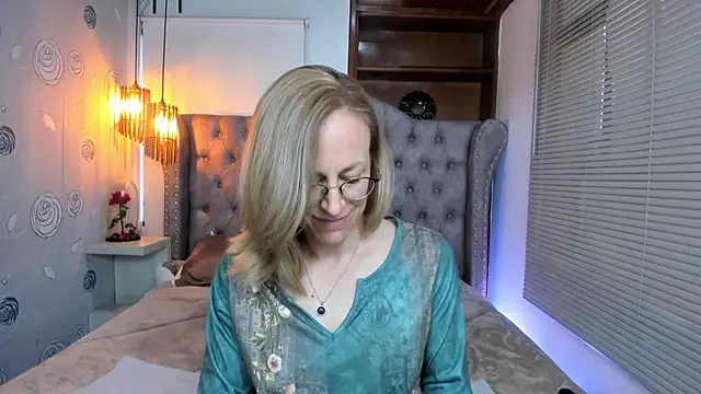 Snapshot of SammySanders chatting on December 2024 10:14:02 PM SammySanders online show from December 2024 10:14:02 PM