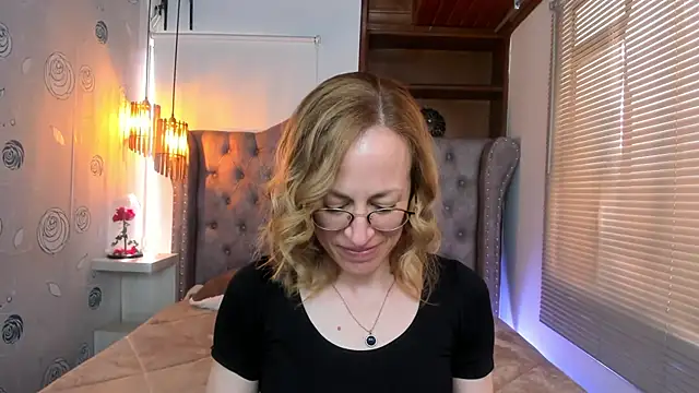 Snapshot of SammySanders chatting on February 2025 03:10:02 PM SammySanders online show from February 2025 03:10:02 PM