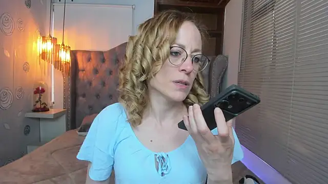 Snapshot of SammySanders chatting on March 2025 08:16:02 PM SammySanders online show from March 2025 08:16:02 PM