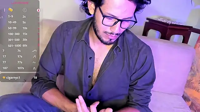 Nicholasrodrii online show from January 2025 12:58:01 PM