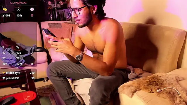 Nicholasrodrii online show from January 2025 04:13:01 AM