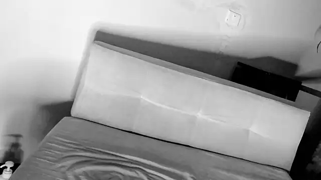 Nicholasrodrii online show from February 2025 02:58:02 AM