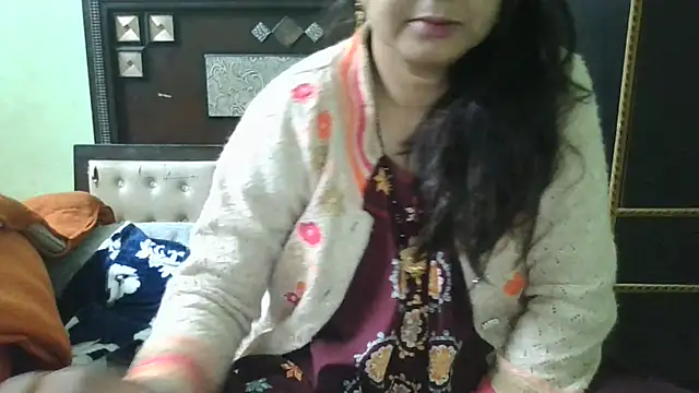 couplesuni online show from November 2025 06:28:01 AM