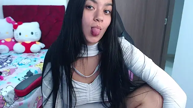 kayla k18 online show from February 2026 05:38:01 AM