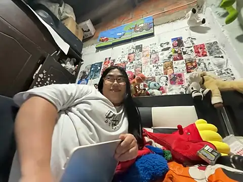 dafne19  online show from March 2026 03:52:02 AM