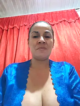 Snapshot of Zaralu_ chatting on December 2024 11:30:01 PM Zaralu online show from December 2024 11:30:01 PM