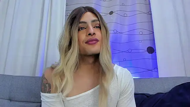 Snapshot of LukaCastillo chatting on February 2025 07:23:01 AM LukaCastillo online show from February 2025 07:23:01 AM