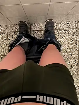 geilehecke1 online show from February 2026 08:57:02 AM