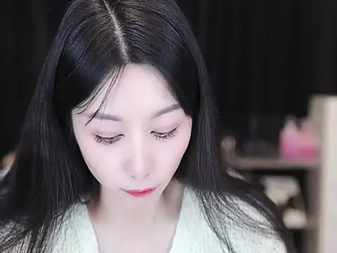 Nuyoah-77 online show from October 2025 03:56:02 PM