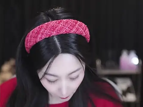 Nuyoah-77 online show from February 2026 03:08:02 PM