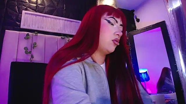 Mia Rinn online show from December 2024 01:36:02 PM