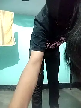 Snapshot of Hotty-Divya chatting on April 2026 08:42:01 AM Hotty-Divya online show from April 2026 08:42:01 AM
