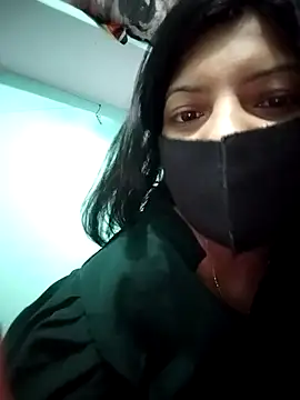 Snapshot of Hotty-Divya chatting on April 2026 03:20:01 AM Hotty-Divya online show from April 2026 03:20:01 AM