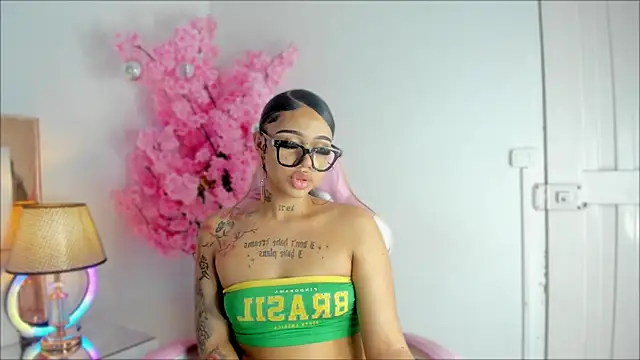 Mia Jansen online show from December 2024 12:52:01 AM