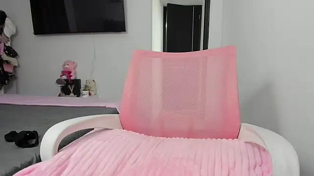 Ori valentina online show from January 2025 11:51:01 PM