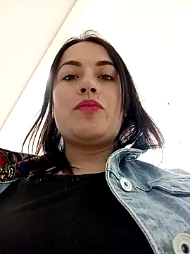 Lesly 10- online show from February 2025 08:35:02 PM