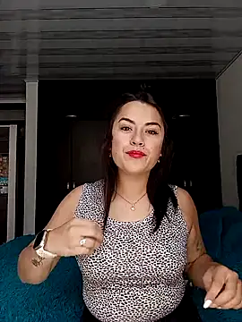 Lesly 10- online show from September 2025 05:35:01 PM