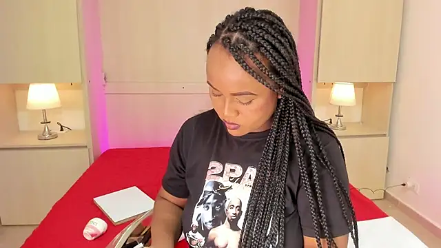 EmilyyStuart online show from October 2025 04:02:01 AM