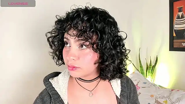 adriannyp 1 online show from April 2026 06:46:01 AM