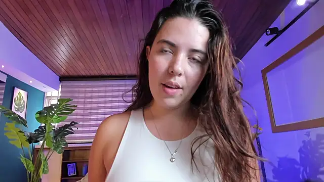 Snapshot of Lyssa_Muller chatting on October 2025 02:27:01 PM Lyssa Muller online show from October 2025 02:27:01 PM
