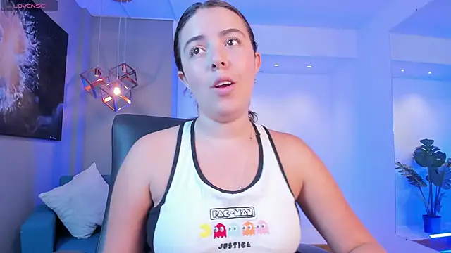 Snapshot of Lyssa_Muller chatting on October 2025 01:01:02 PM Lyssa Muller online show from October 2025 01:01:02 PM