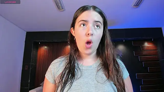 Snapshot of Lyssa_Muller chatting on November 2025 01:21:02 PM Lyssa Muller online show from November 2025 01:21:02 PM