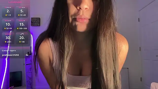 sweetsariaah online show from November 2025 06:09:02 PM