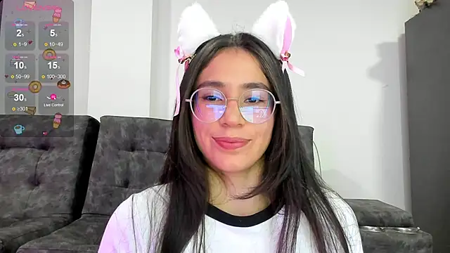 emmadiaz1 online show from January 2025 01:48:02 AM