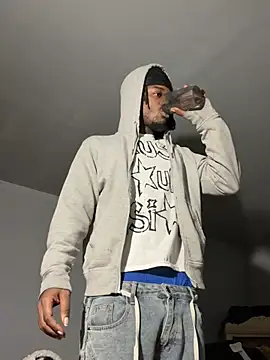 SluttyLyfe4L online show from January 2026 04:56:01 PM