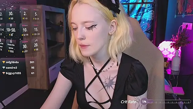 Snapshot of Crackling_Tatii chatting on December 2024 03:19:02 AM Crackling Tatii online show from December 2024 03:19:02 AM