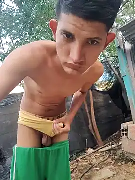 Valentinacuc online show from November 2025 11:44:01 AM