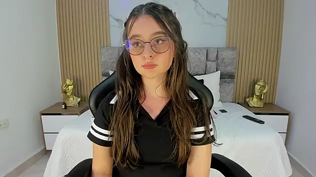 Snapshot of Khalifa_fletcher chatting on January 2025 03:00:01 AM Khalifa fletcher online show from January 2025 03:00:01 AM