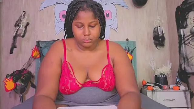 Alexa roussee online show from October 2025 12:07:02 PM