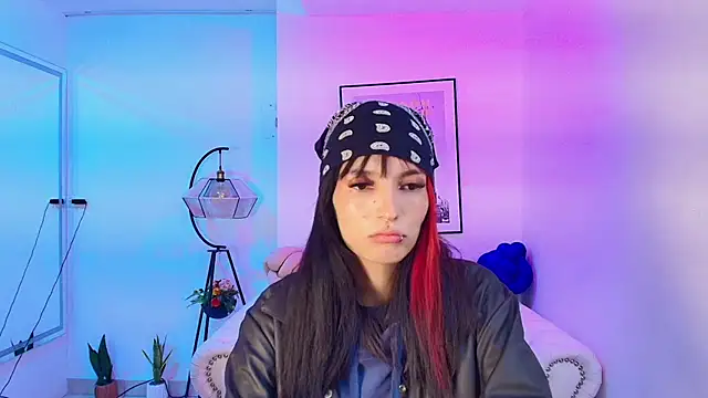 Snapshot of Dafne_huges chatting on January 2025 12:35:01 PM Dafne huges online show from January 2025 12:35:01 PM