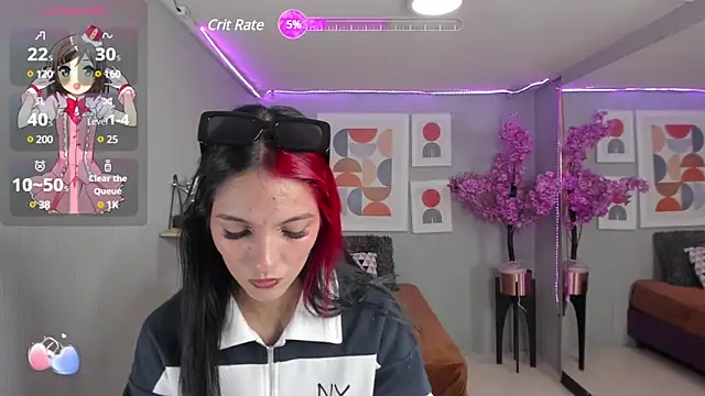 Snapshot of Dafne_huges chatting on January 2025 07:58:02 PM Dafne huges online show from January 2025 07:58:02 PM