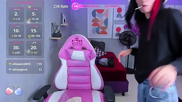 Snapshot of Dafne_huges chatting on February 2025 07:28:01 PM Dafne huges online show from February 2025 07:28:01 PM