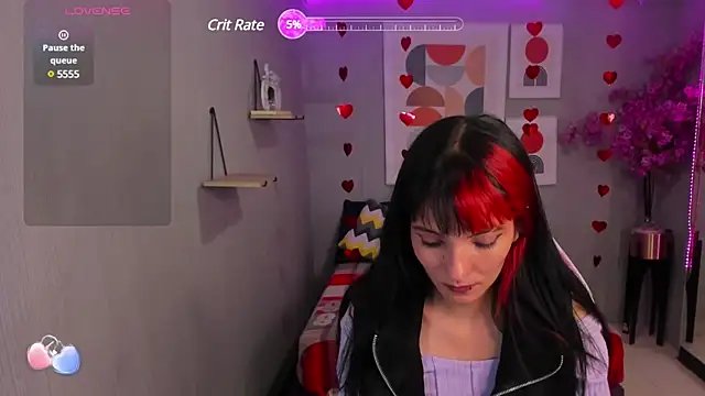 Snapshot of Dafne_huges chatting on February 2025 07:58:01 PM Dafne huges online show from February 2025 07:58:01 PM